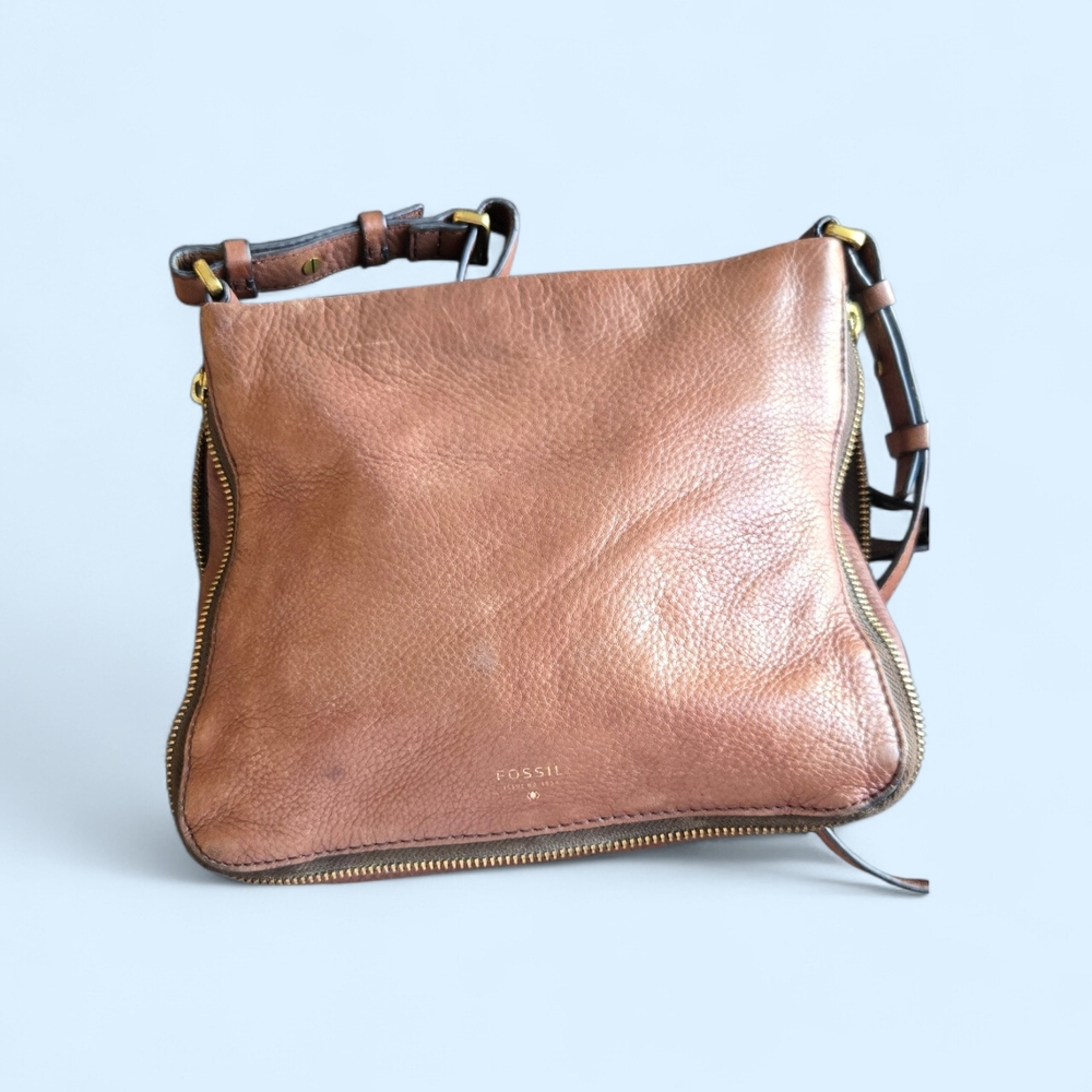 Fossil Women's Leather Crossbody Bag in Cognac